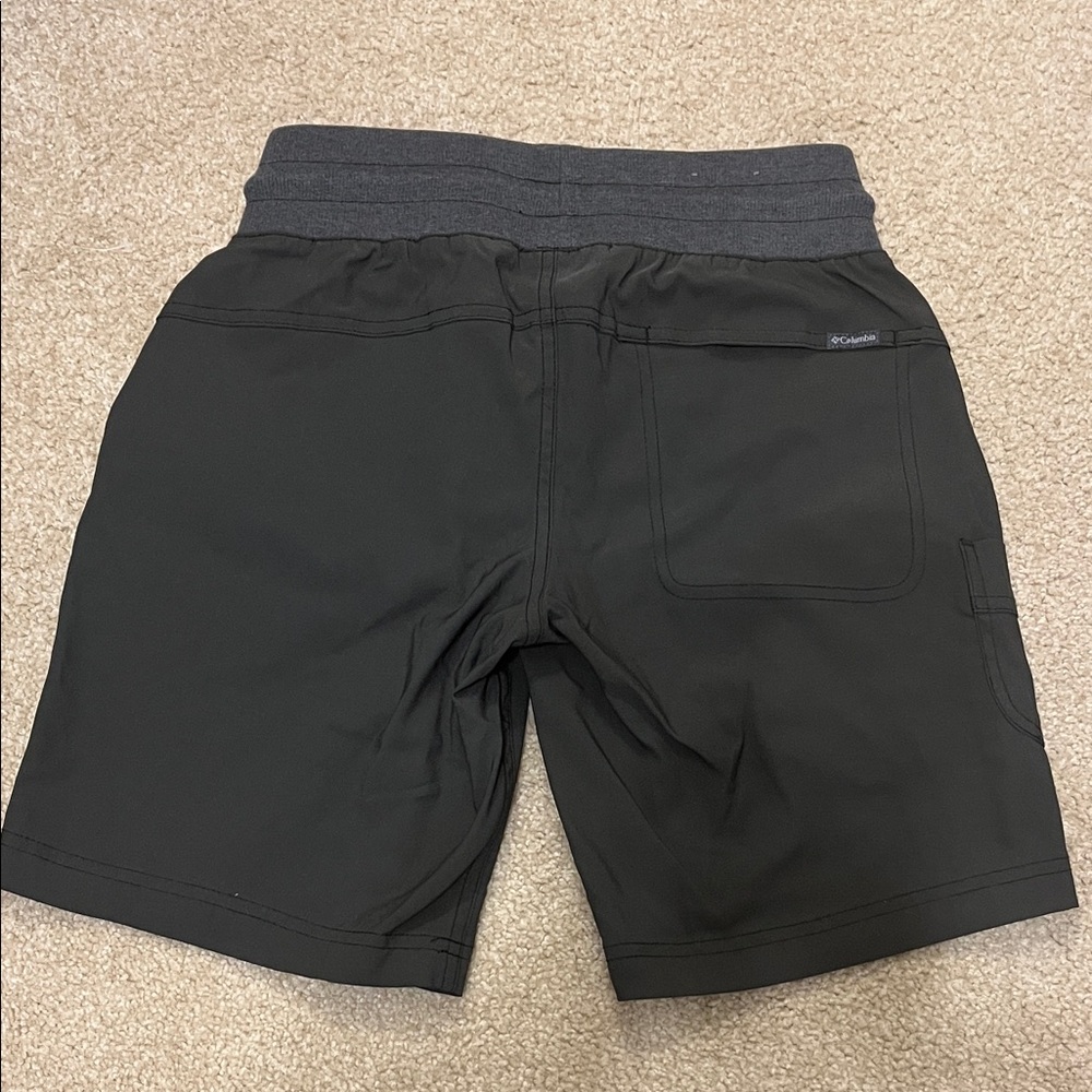 Active Shorts - Picture 5 of 7